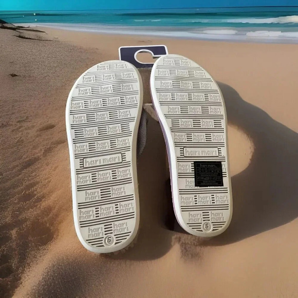 Hari Mari Dunes Gray Women’s Flip Flops Size 6 NWT - Picture 3 of 3